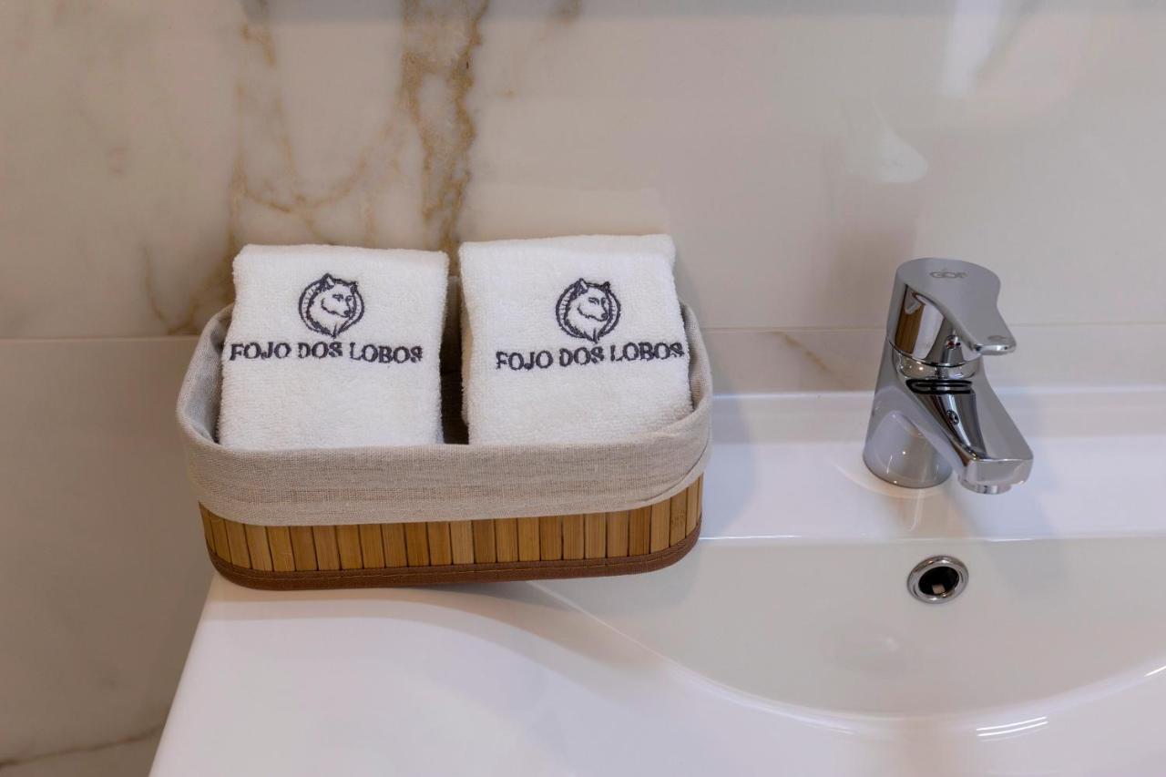 Guest House Fojo Dos Lobos Fafião Extérieur photo