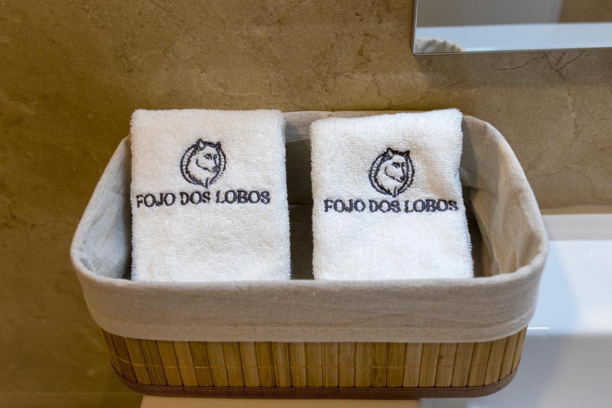 Guest House Fojo Dos Lobos Fafião Extérieur photo